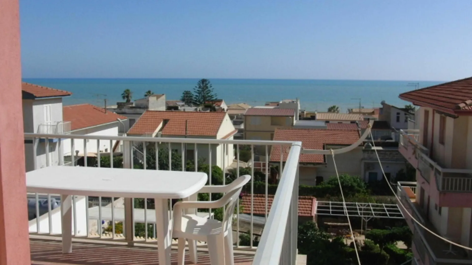 Apartment With 3 Bedrooms In Marina Di Ragusa, With Wonderful Sea View